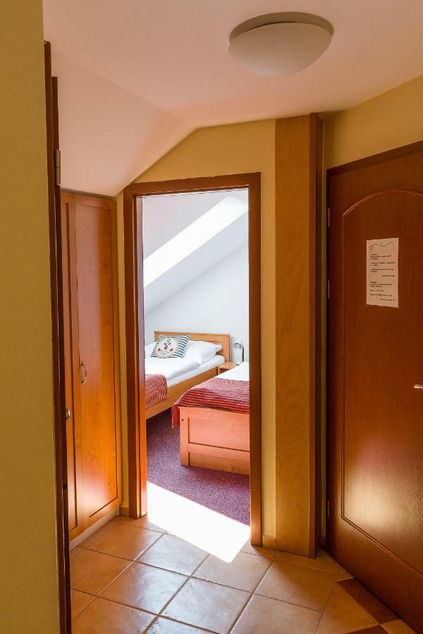 Hotel Admiral ลิปโนนัดเวิลตาวู ภายนอก รูปภาพ