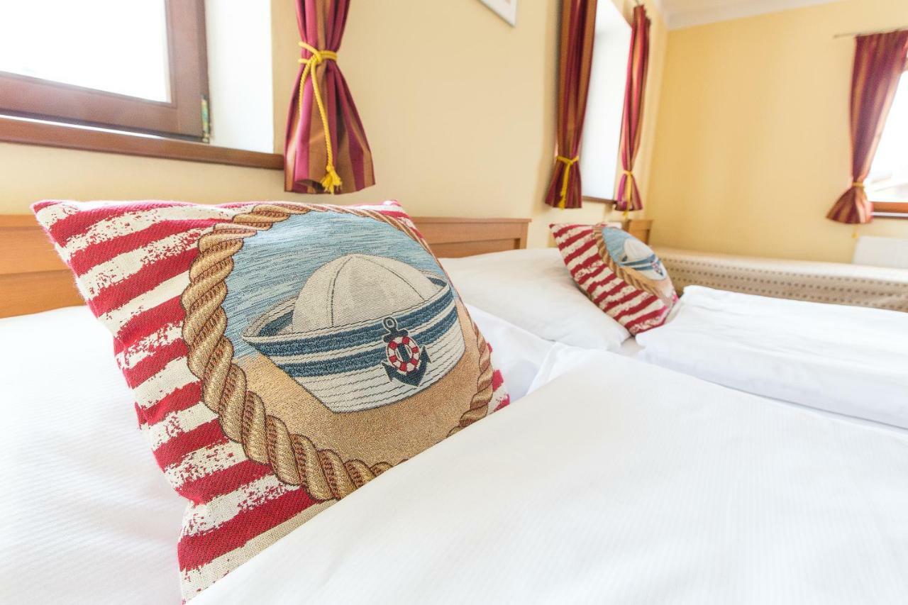 Hotel Admiral ลิปโนนัดเวิลตาวู ภายนอก รูปภาพ